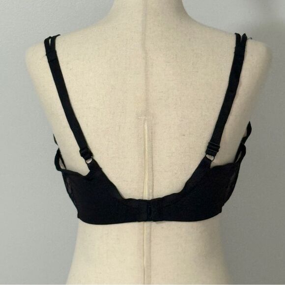 WACOAL Contour Embroidered Lace
Demi Bra 36DD Black Eyelash Trim 85424 - Picture 4 of 5